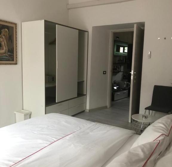 پانسیون Casa L Aquila