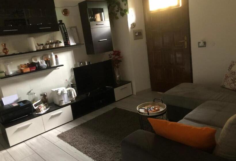 پانسیون Casa L Aquila