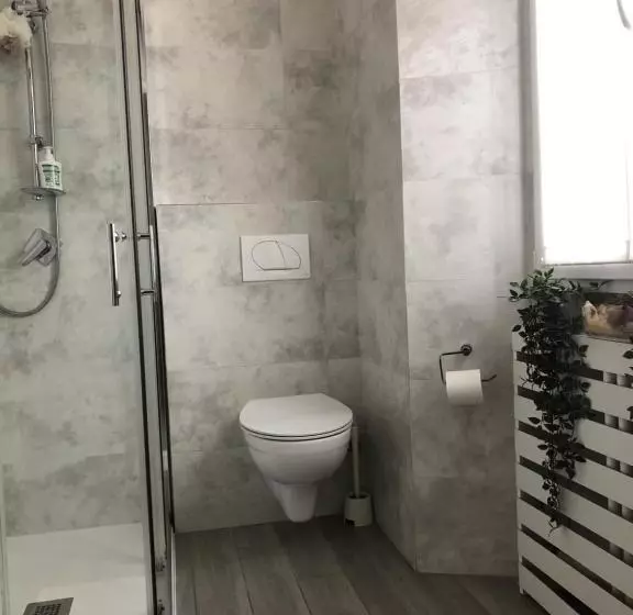 پانسیون Casa L Aquila