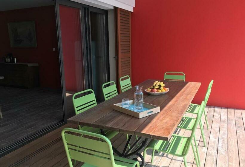 بنسيون Les Naiades