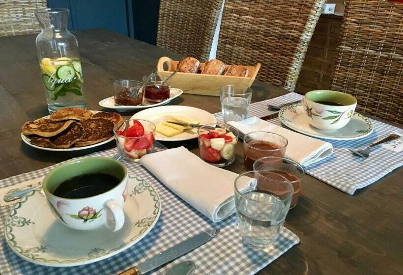 بنسيون Les Naiades