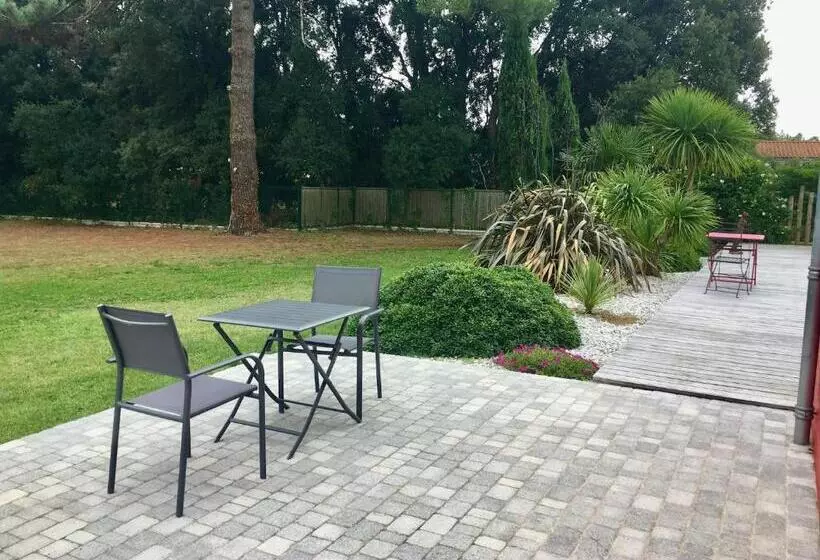 Majatalo Les Naiades