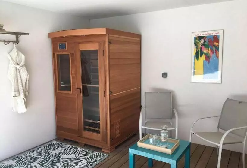 Majatalo Les Naiades