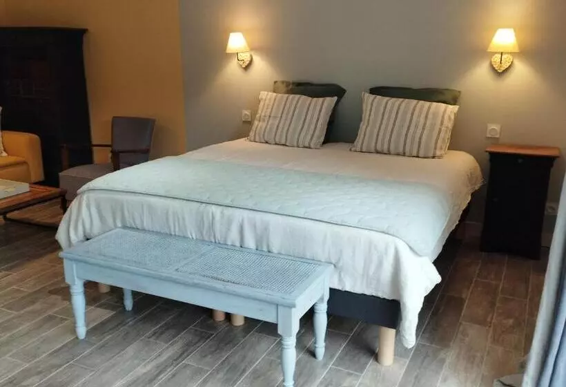 Majatalo Les Naiades