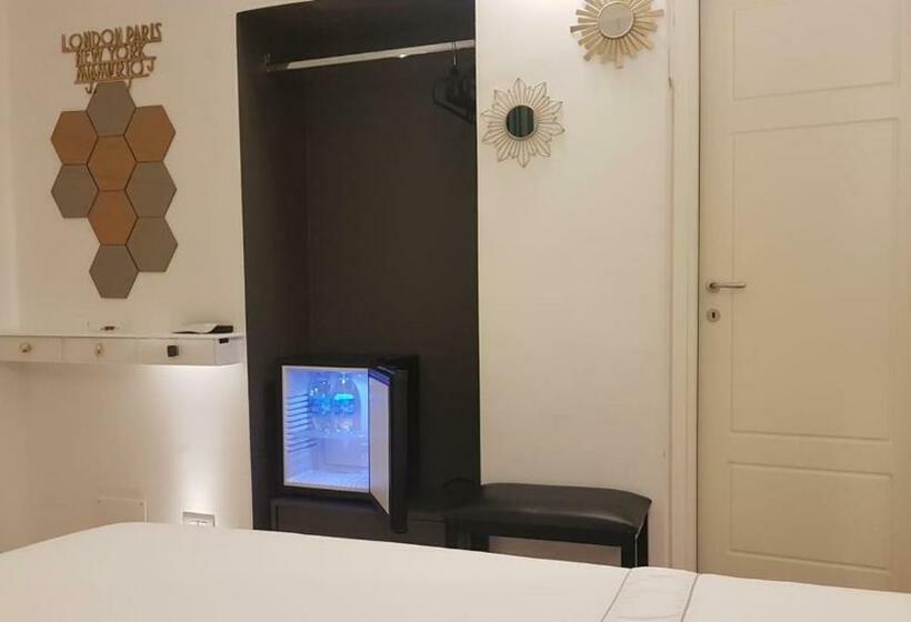 פנסיון Room Del Giglio