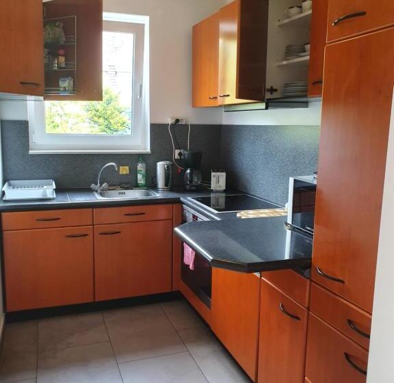 بنسيون Seelze Letter Monteurzimmer / Apartment / Messezimmer