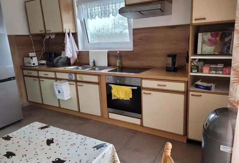 Majatalo Seelze Letter Monteurzimmer / Apartment / Messezimmer