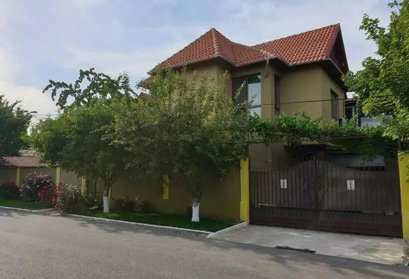 Majatalo Villa Mugur