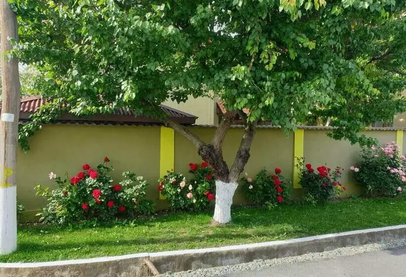 Majatalo Villa Mugur