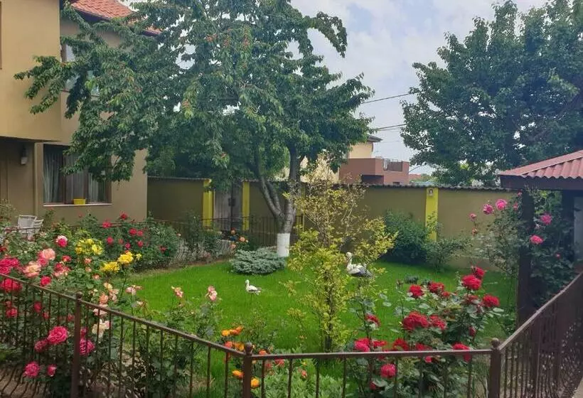 Majatalo Villa Mugur