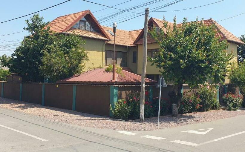 膳宿费 Villa Mugur