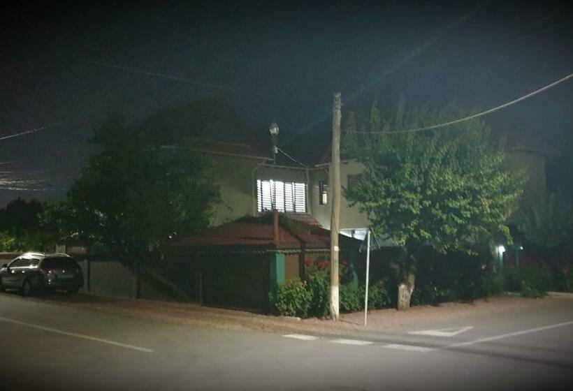 膳宿费 Villa Mugur