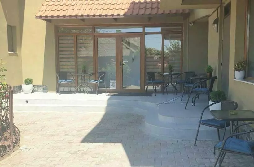 Majatalo Villa Mugur