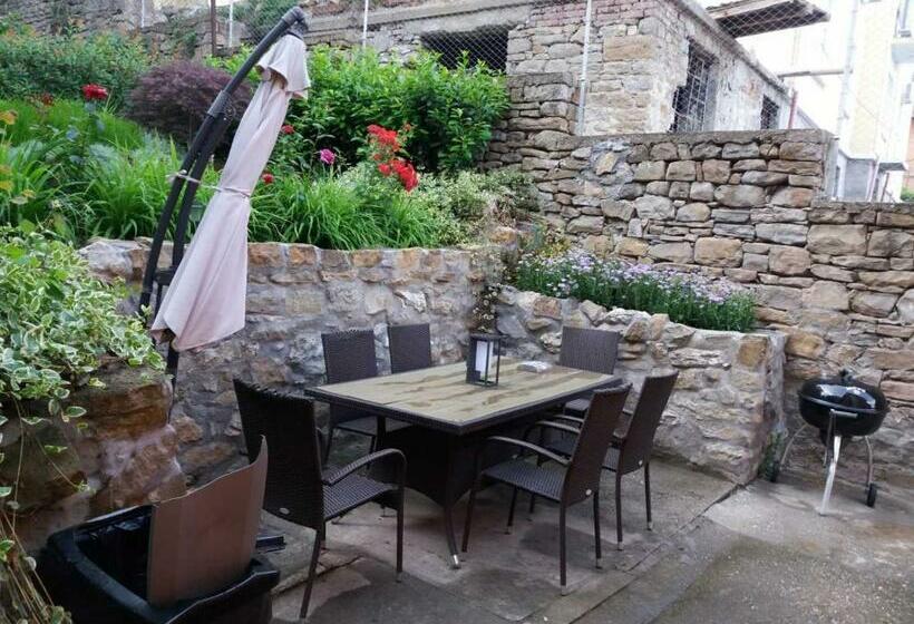 ペンション Vitality Guest House