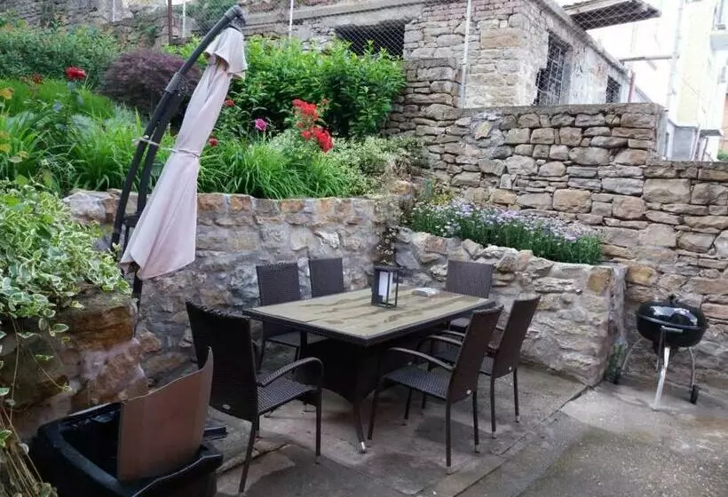 ペンション Vitality Guest House