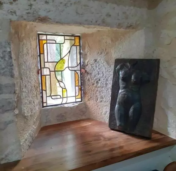 Aamiaismajoitus (B&B) Ferme De Laspeyrières