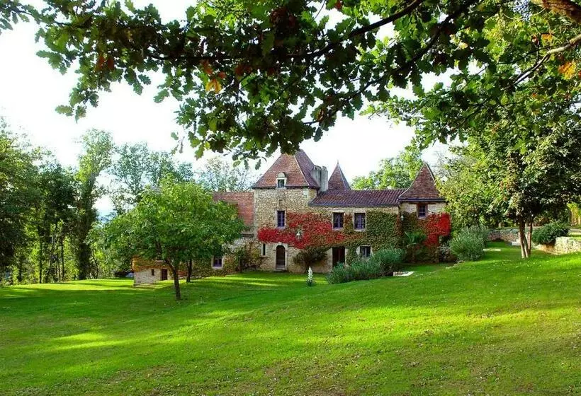 Aamiaismajoitus (B&B) Le Manoir Du Rocher