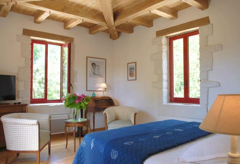 민박 Le Manoir Du Rocher