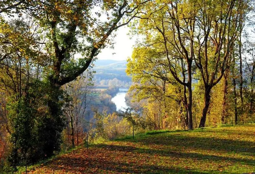 Aamiaismajoitus (B&B) Le Manoir Du Rocher