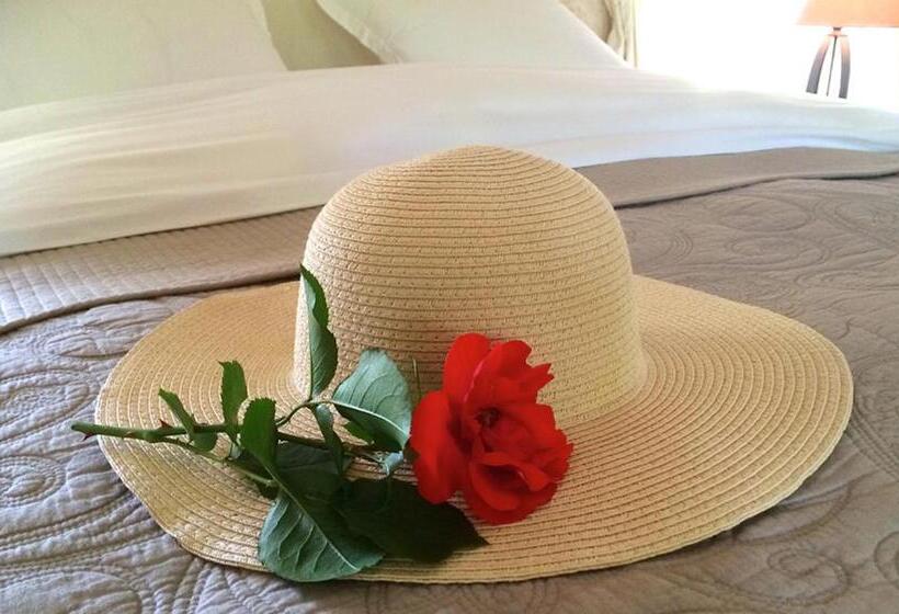 민박 Le Manoir Du Rocher