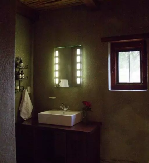 ホテル Vineyard Cottage At Bosman Wines