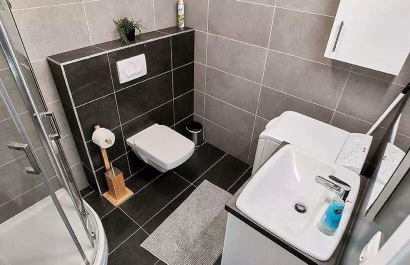 Piacsek Apartmanház
