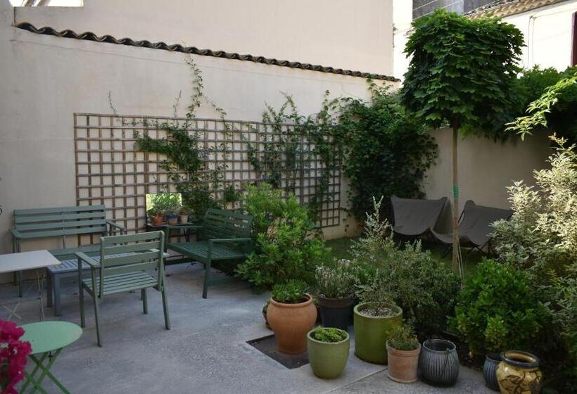 Aamiaismajoitus (B&B) Midi03