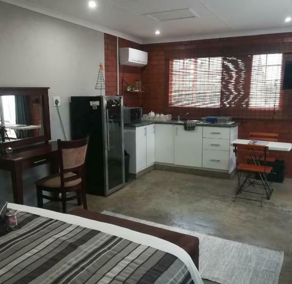 פנסיון Erin Guesthouse And B&b