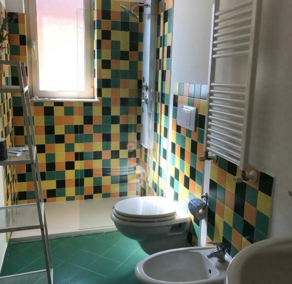 פנסיון Four Seasons