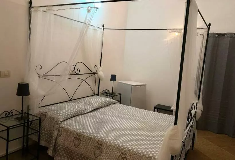 ペンション Four Seasons