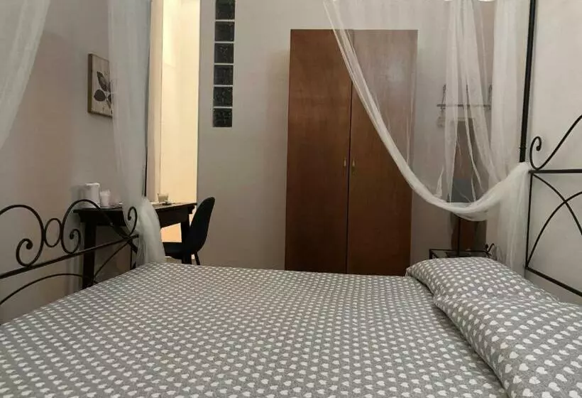 ペンション Four Seasons