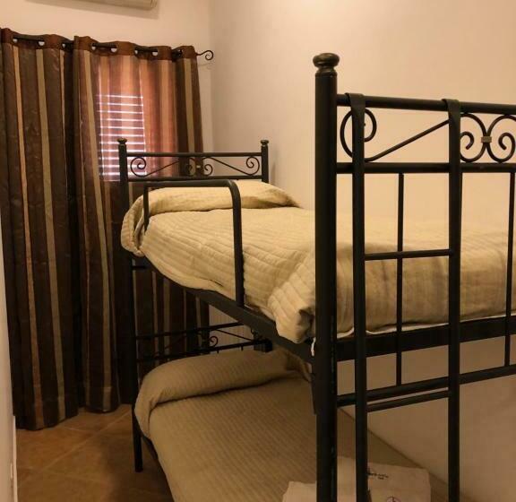 פנסיון Four Seasons