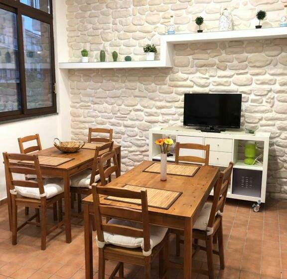 פנסיון Four Seasons