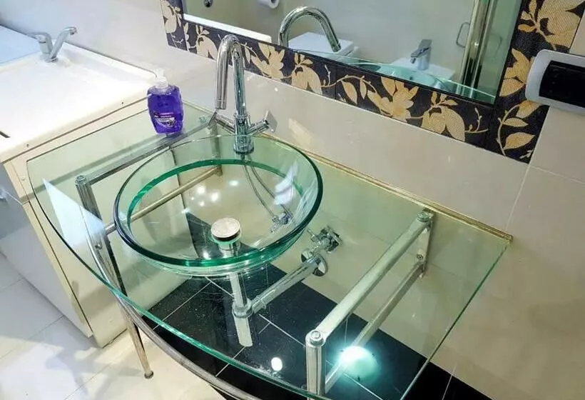 پانسیون Guest House Simonazzi