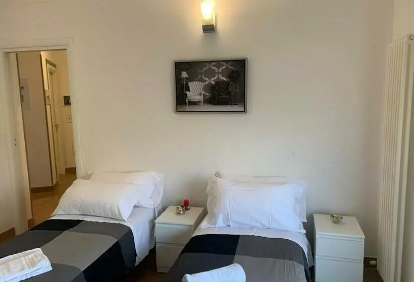 پانسیون Guest House Simonazzi