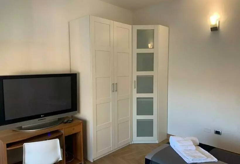 پانسیون Guest House Simonazzi