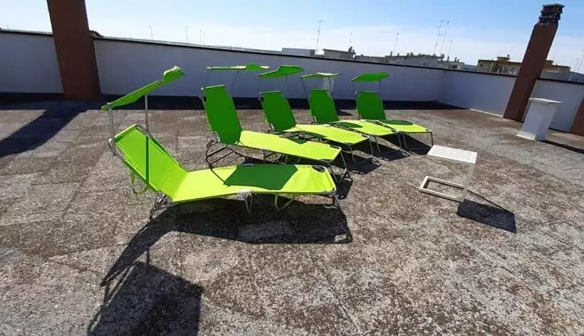 Majatalo La Casa Di Mariagrazia Rooms Con Cucina Condivisa E Terrazza