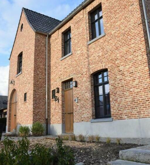 تختخواب و صبحانه Gastenverblyf Heerlyck Huys