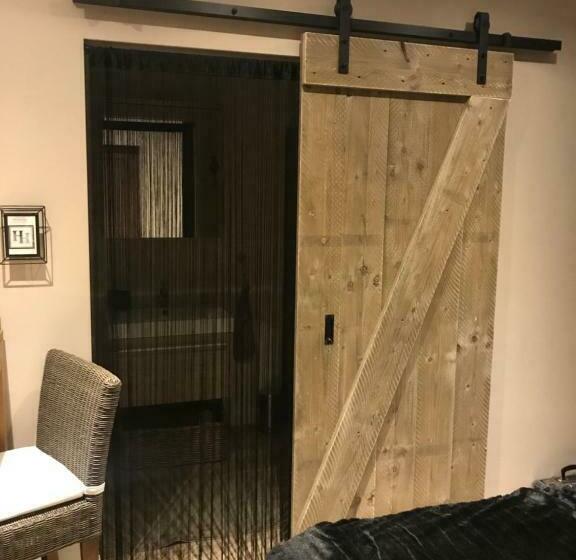 تختخواب و صبحانه Gastenverblyf Heerlyck Huys