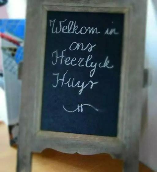 تختخواب و صبحانه Gastenverblyf Heerlyck Huys