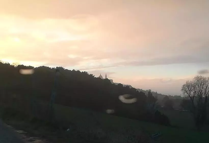 Aamiaismajoitus (B&B) Colle Dei Lauri