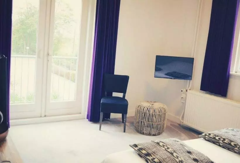 Bed and Breakfast Devilla