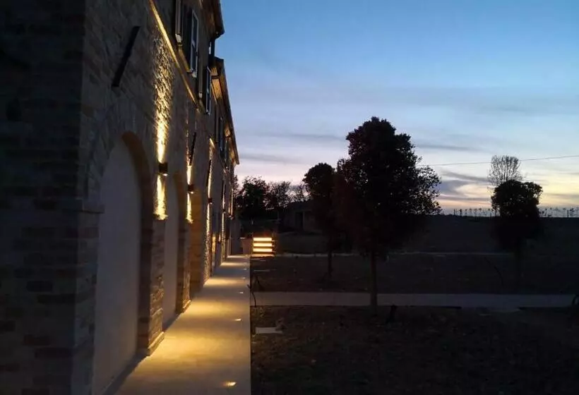 تختخواب و صبحانه Villa Angela Country House
