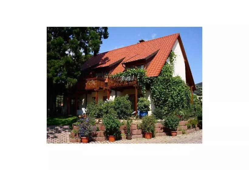 ホテル Gästehaus Hellmer