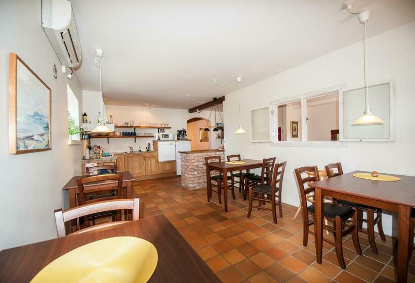 Hunseröds Bed & Breakfast