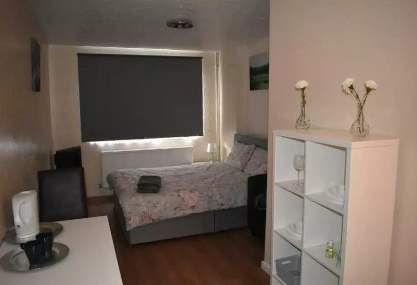 Majatalo Aaby House In London