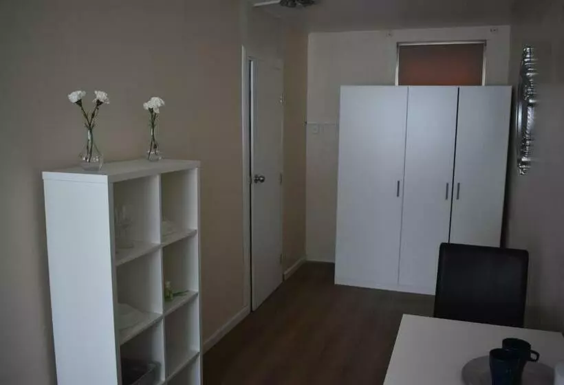 Majatalo Aaby House In London