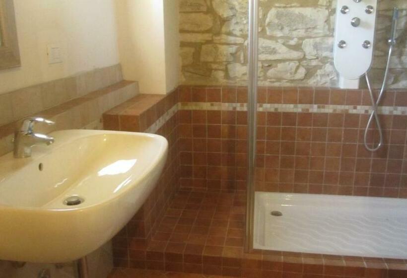 פנסיון Casale Le Fontanelle