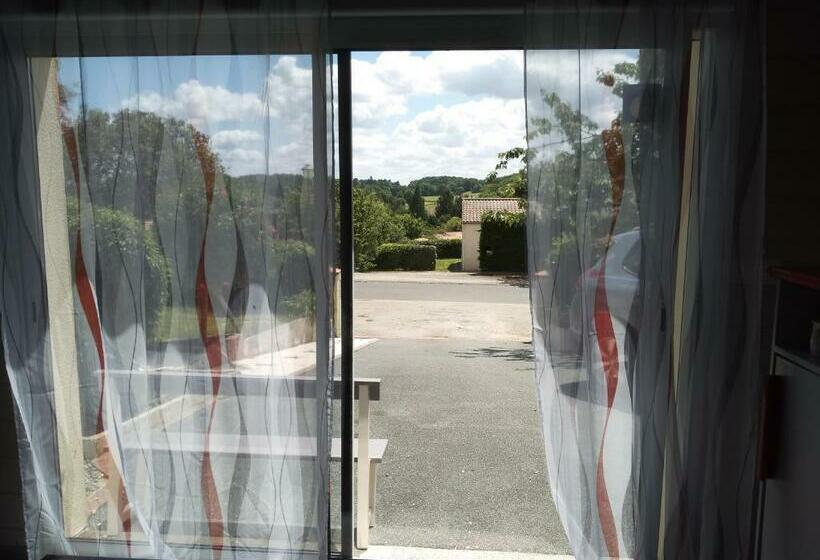 膳宿费 Un Petit Coin De Vendé