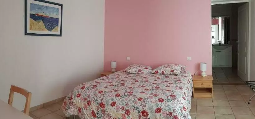 ペンション Village De Vie